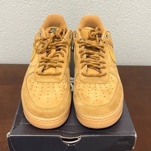 Nike Air Force 1 07 WB Men shoes.